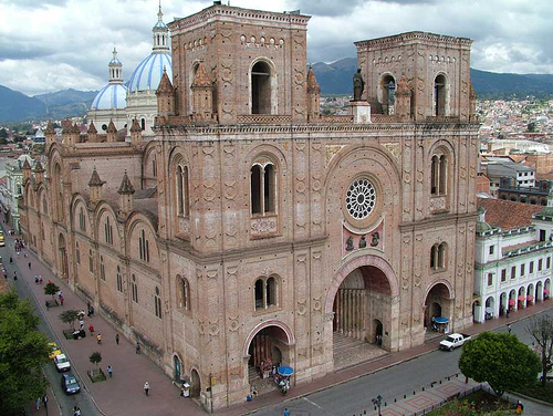 Cuenca - Ecuador - www.HowCanIRetire.net